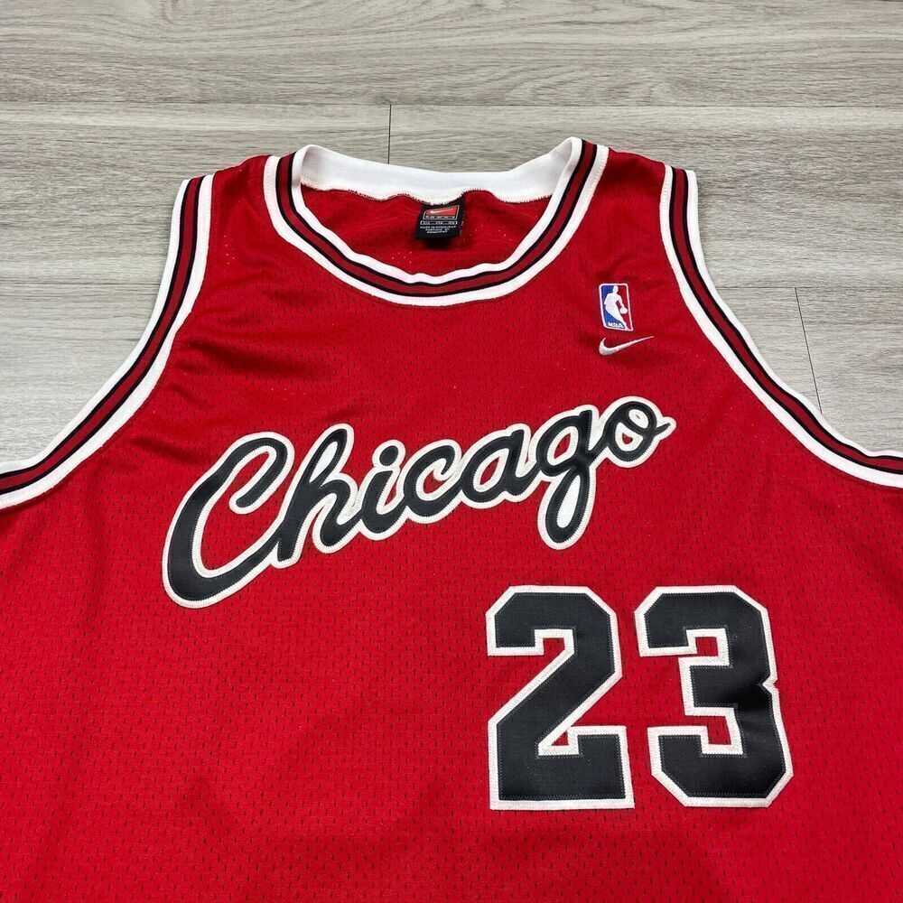 Vintage Michael Jordan Jersey Mens 3XL Red Nike Chicago Bulls 90s NBA Basketball - Picture 2 of 12